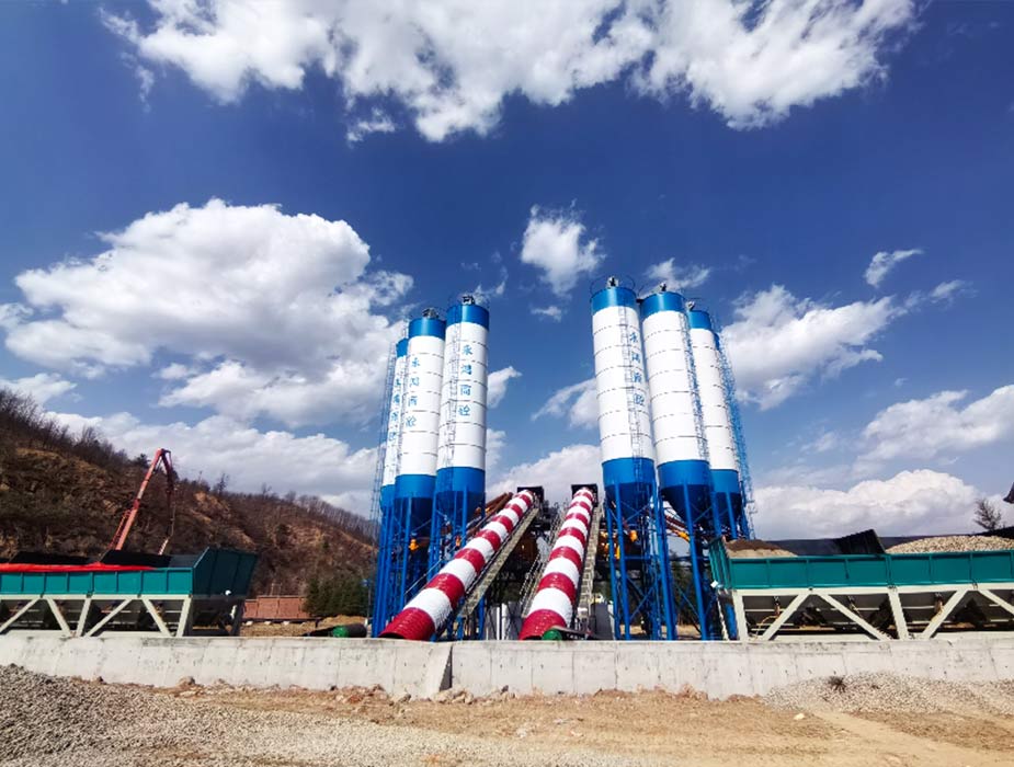 Stationary concrete batching plant